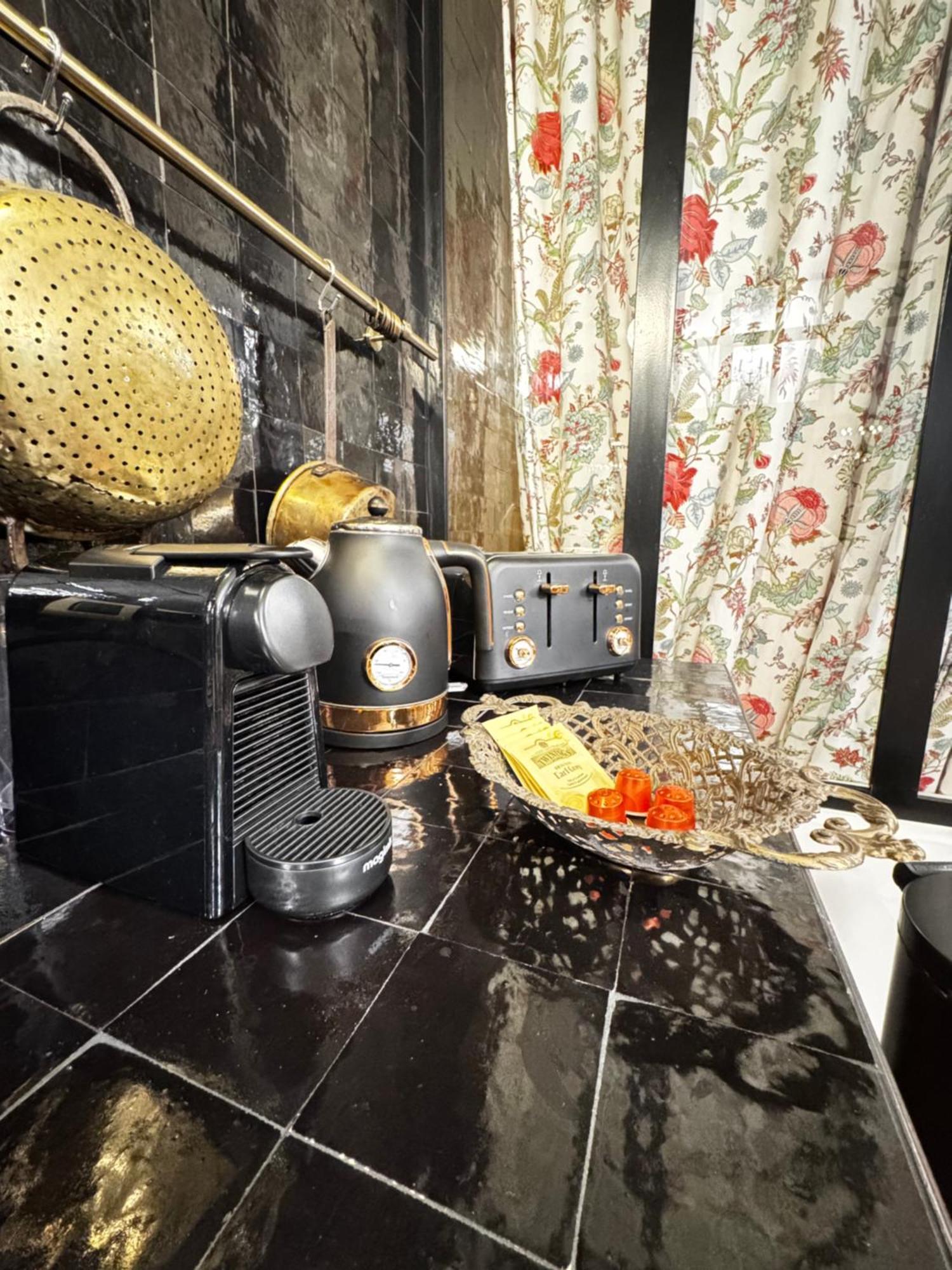 Apartamento L'Heure Bleue - Charme Et Histoire Au Coeur D'Aviñón Exterior foto